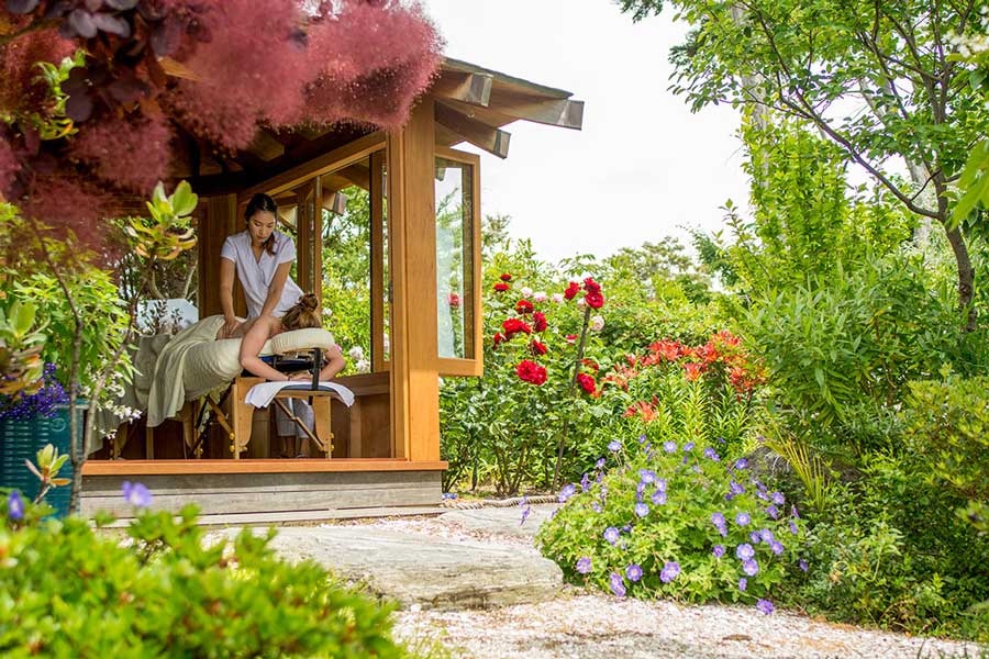 Split Apple Retreat health wellness retreat NZ Abel Tasman luxury accommodation